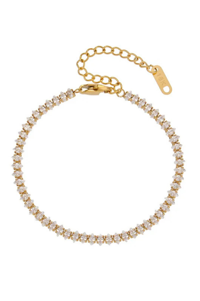 Rúmfræðilegt armband með 18K PVD gullhúðun