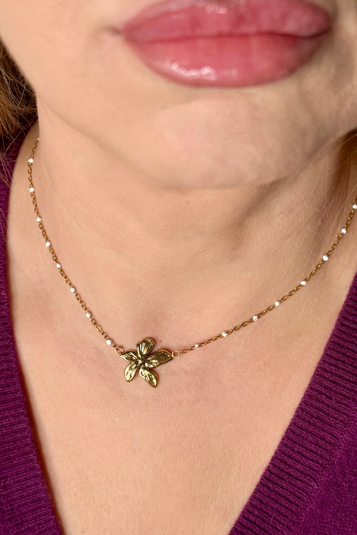 18K Gold PVD Flower Pendant Necklace