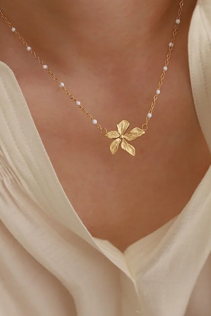 18K Gold PVD Flower Pendant Necklace