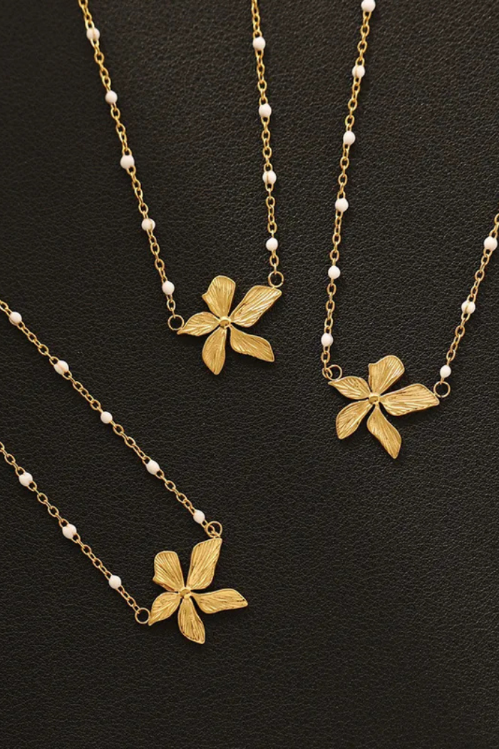 18K Gold PVD Flower Pendant Necklace