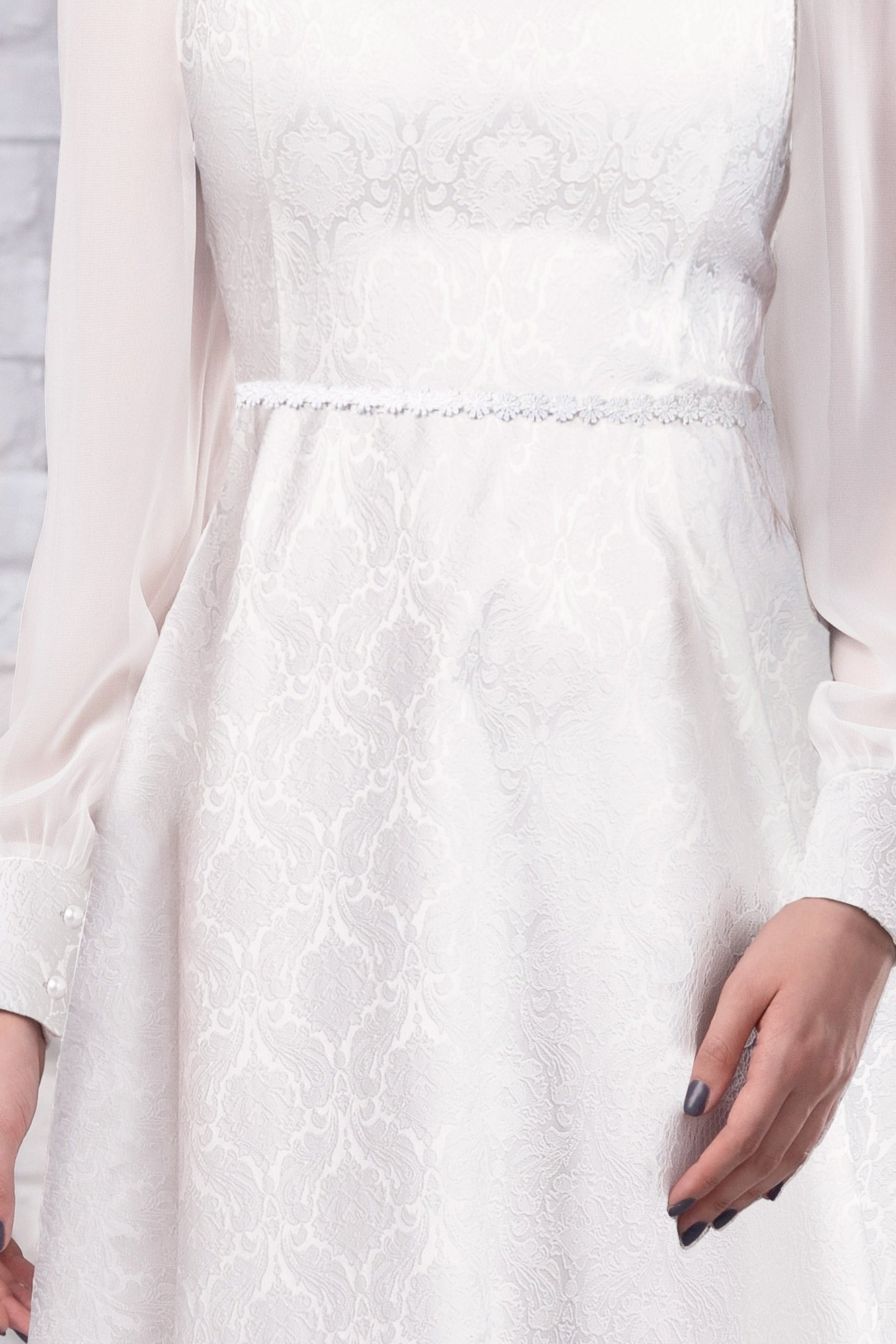 Elegant White Dress Cloche Long Sleeves Jacquard