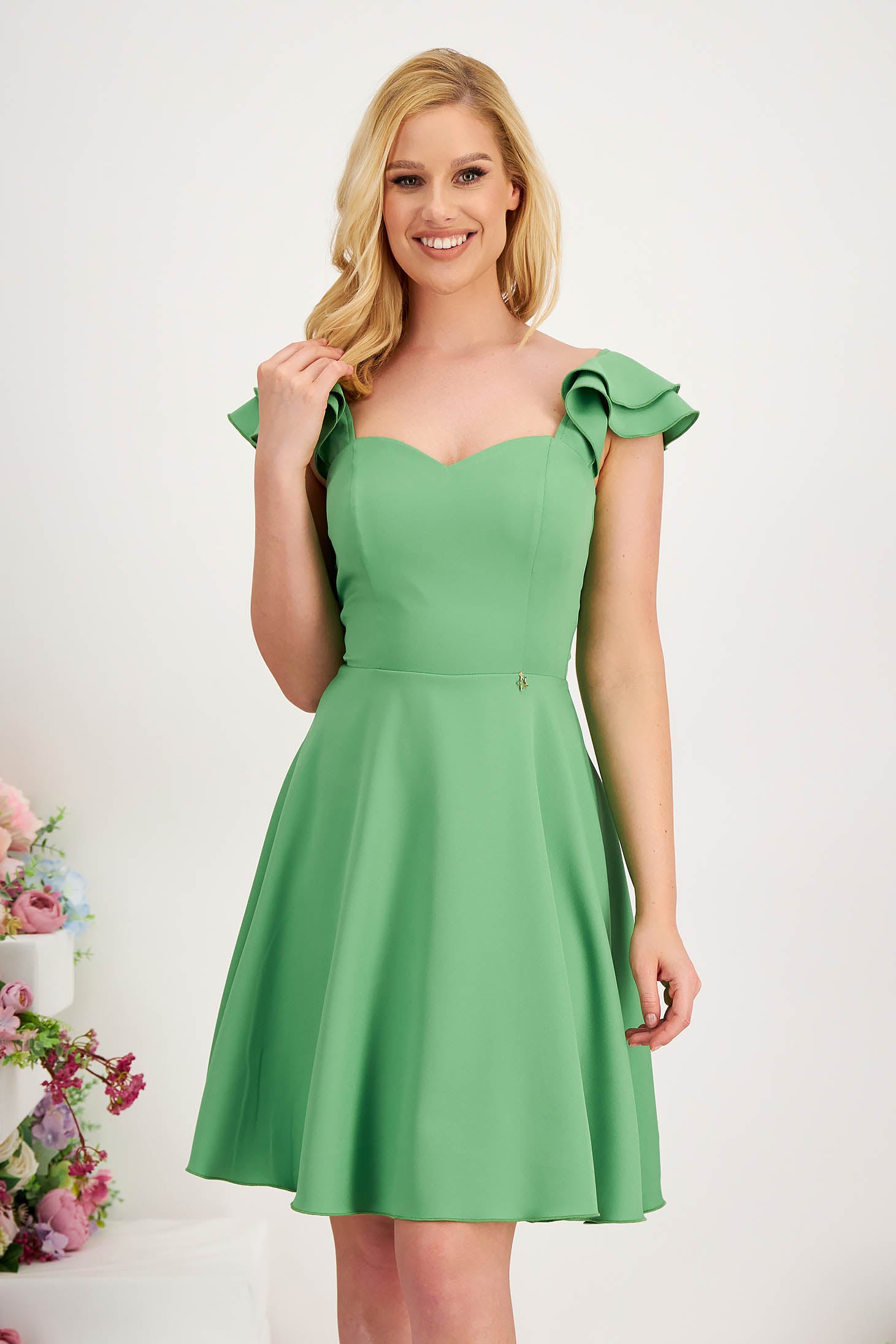 Light Green Dress Made Of Elastic Thin Fabric Short In Cloche With Fri Light Green Dress Made Of Elastic Thin Fabric Short In Cloche With Fri
