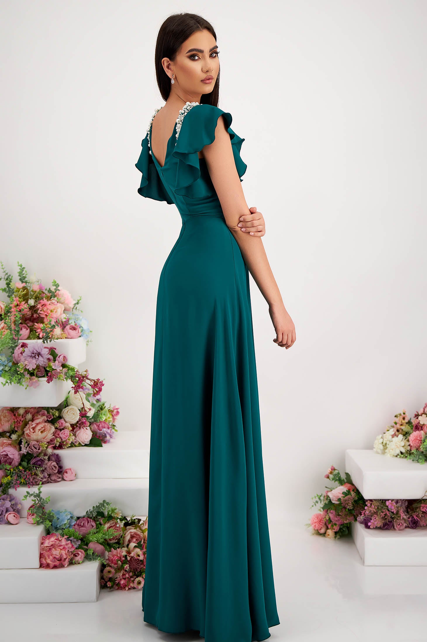 Green Long Voile Dress With Frills And Pearl Appliqués On The Shoulders