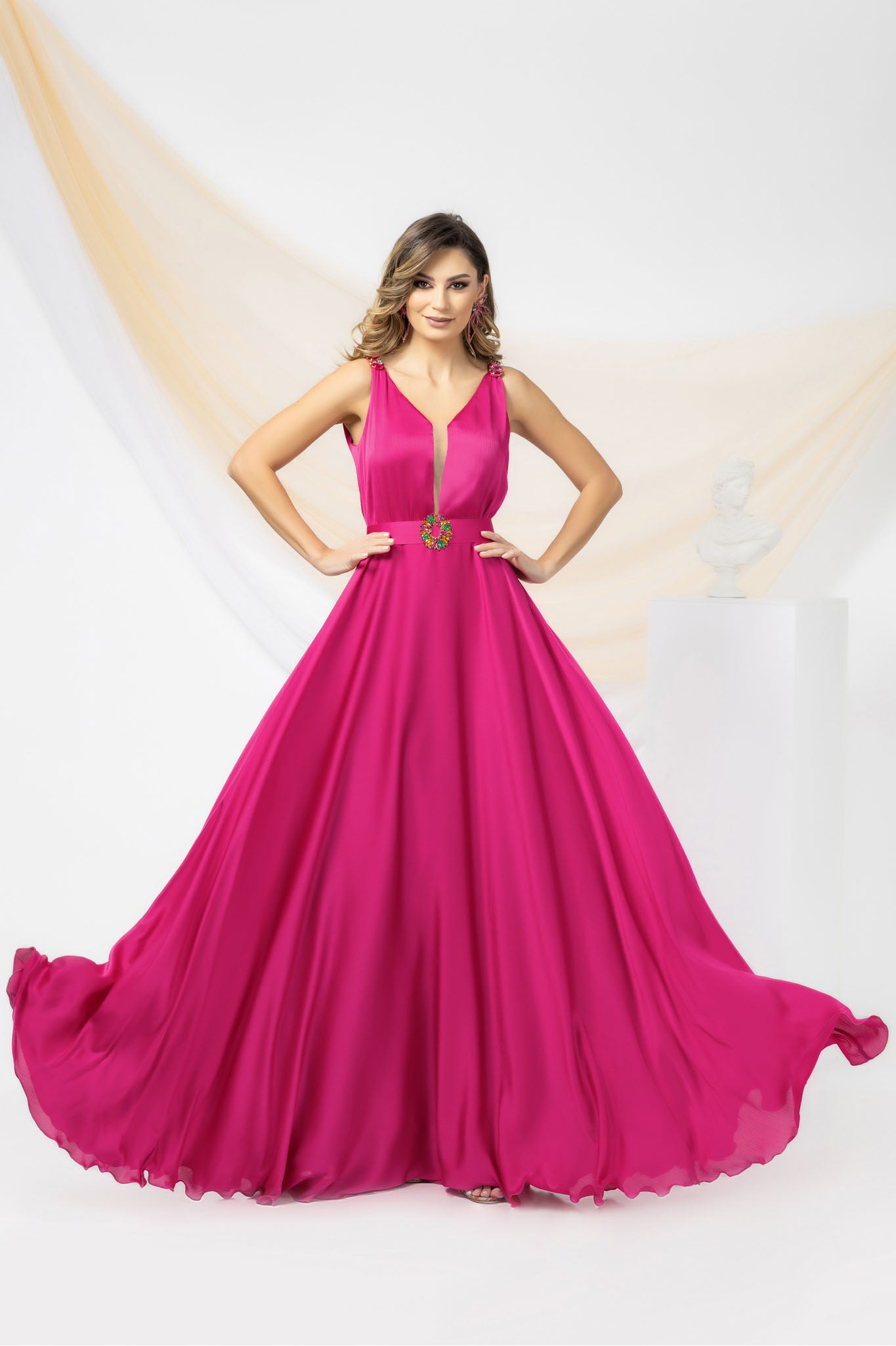 Fuchsia Long Sleeveless Occasional Dress With Detachable Drawstring And Crystal Buckle