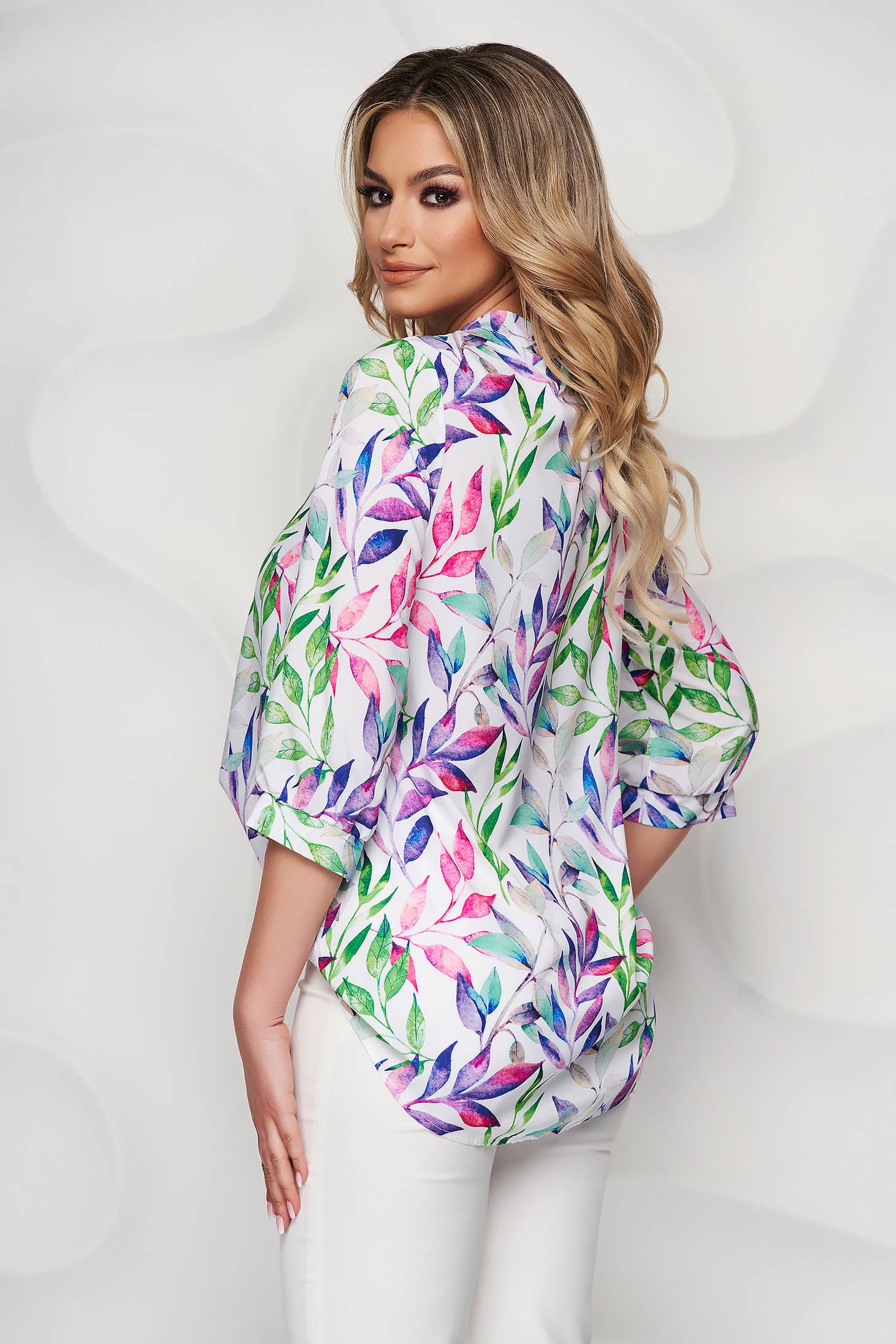 Women`s Blouse With Floral Print Loose Fit Airy Fabric