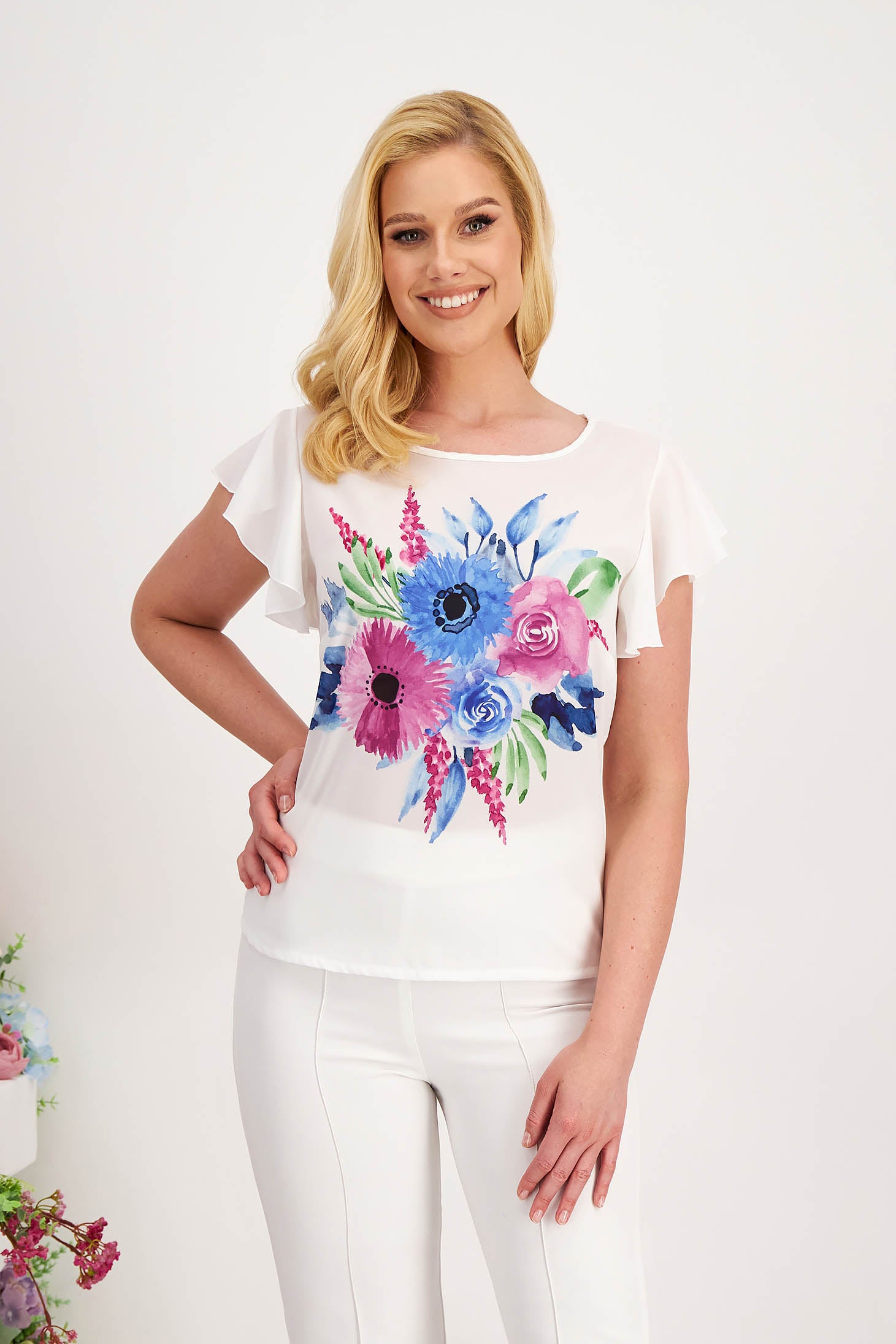 Women’s Voile Blouse With Wide Cut And Ruffles On The Sleeve With Digital Print