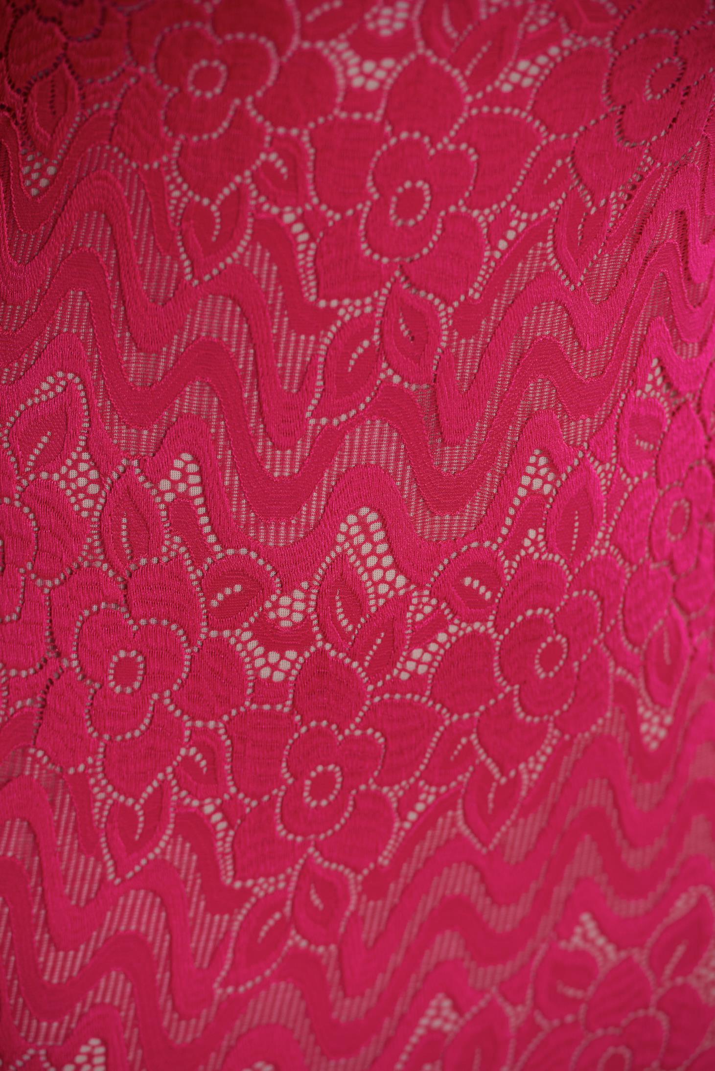 Fuchsia occasional pencil dress with v-neckline