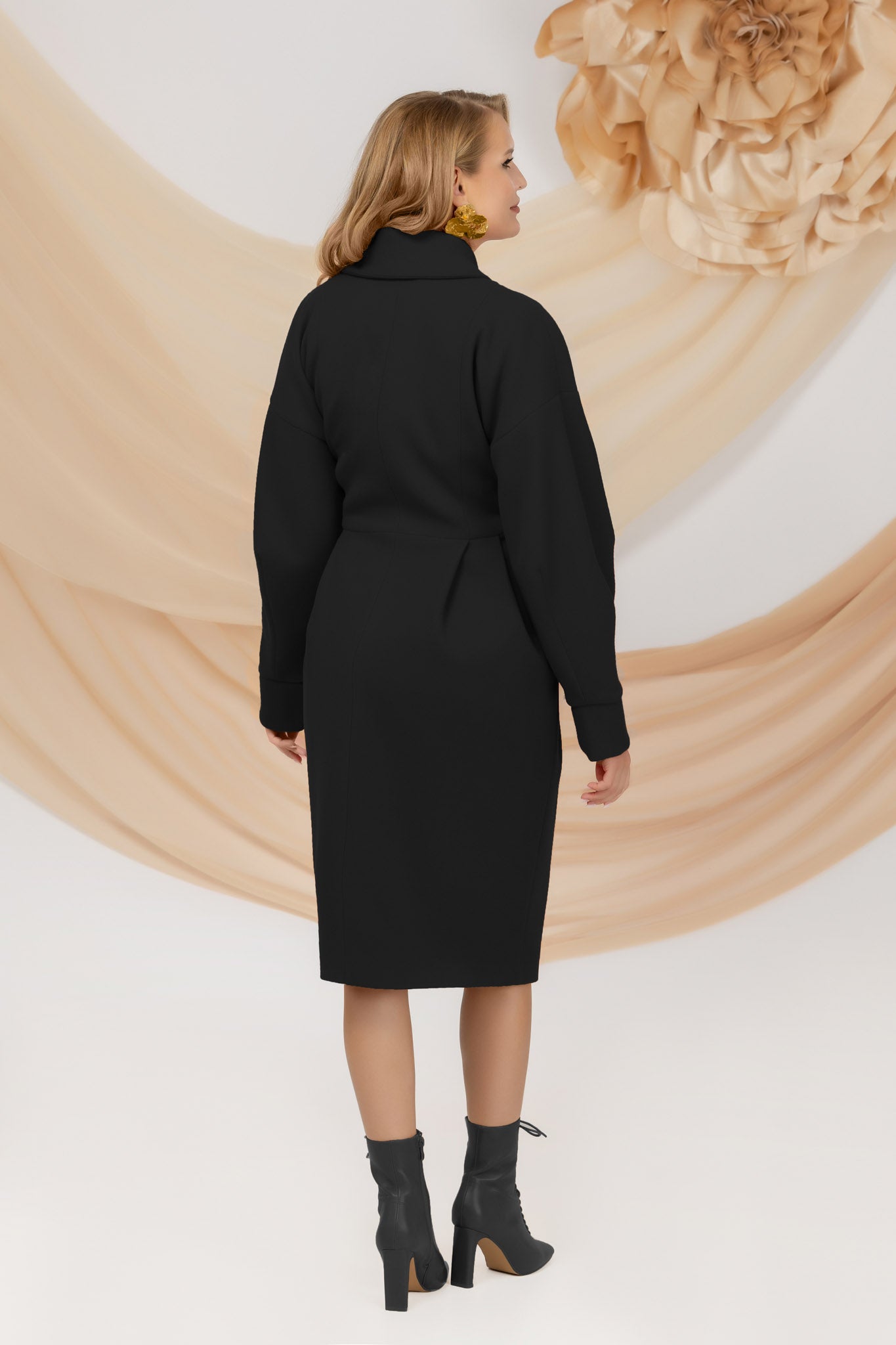 Double-breasted Black Coat