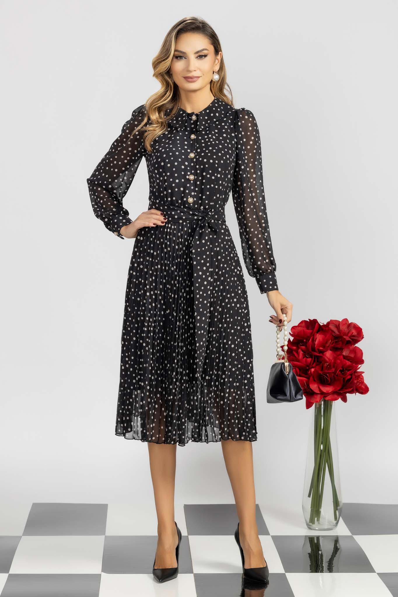 Printed Dots Dress With Long Sleeves And A semi-A-Line Skirt Made Of Pleated Fabric.