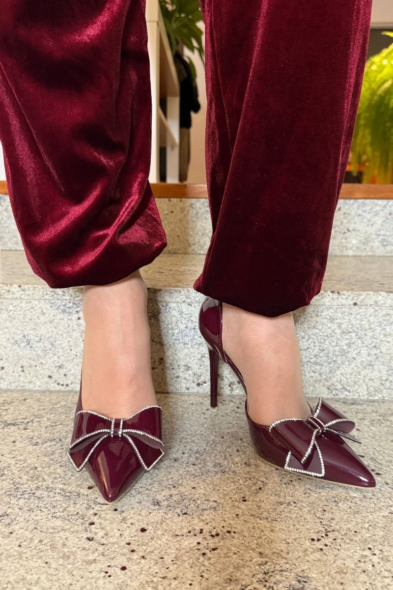 Glossy Burgundy Heels with Rhinestone Bow
