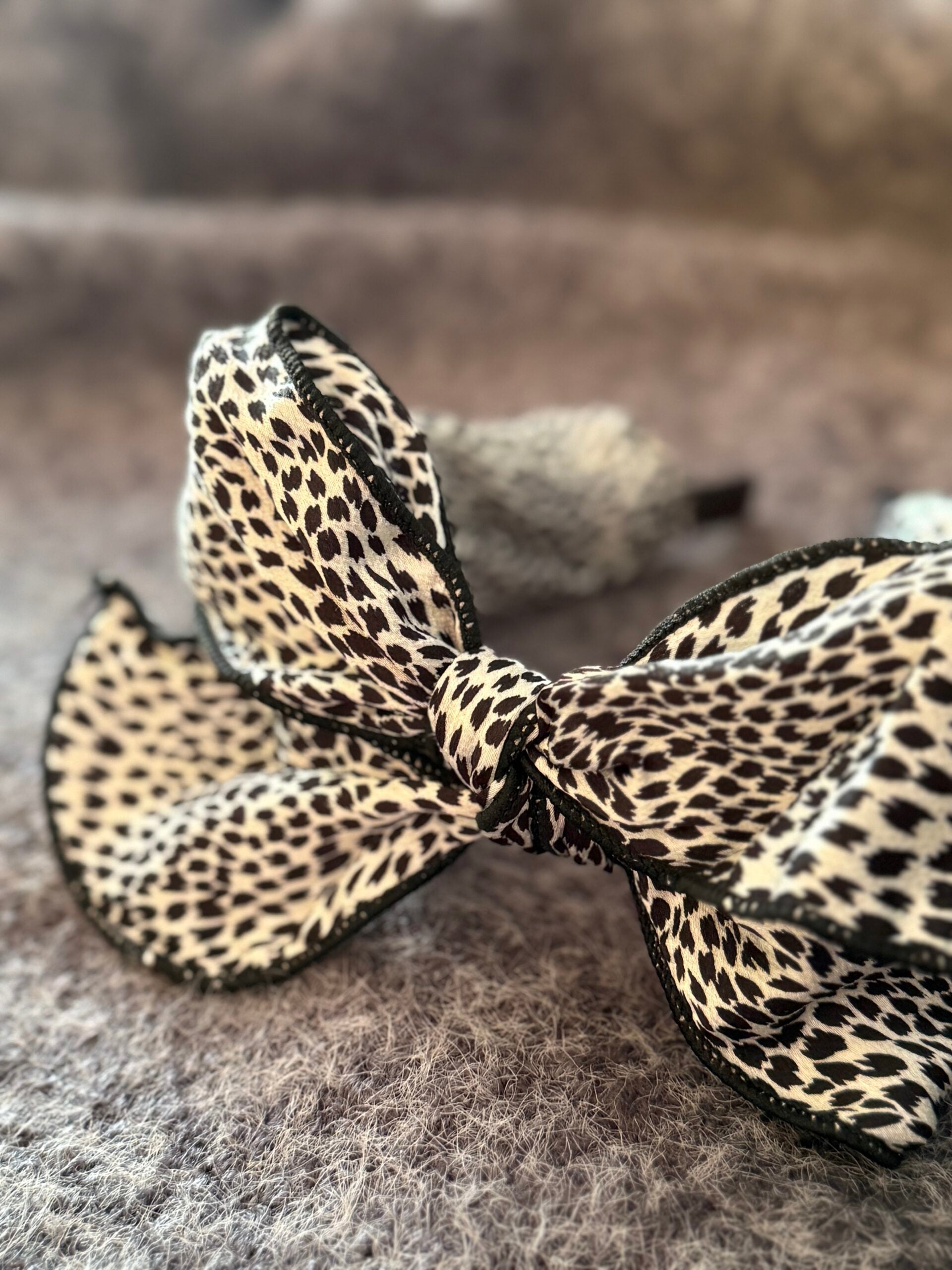 Chic Leopard Beige Print Bow Headband
