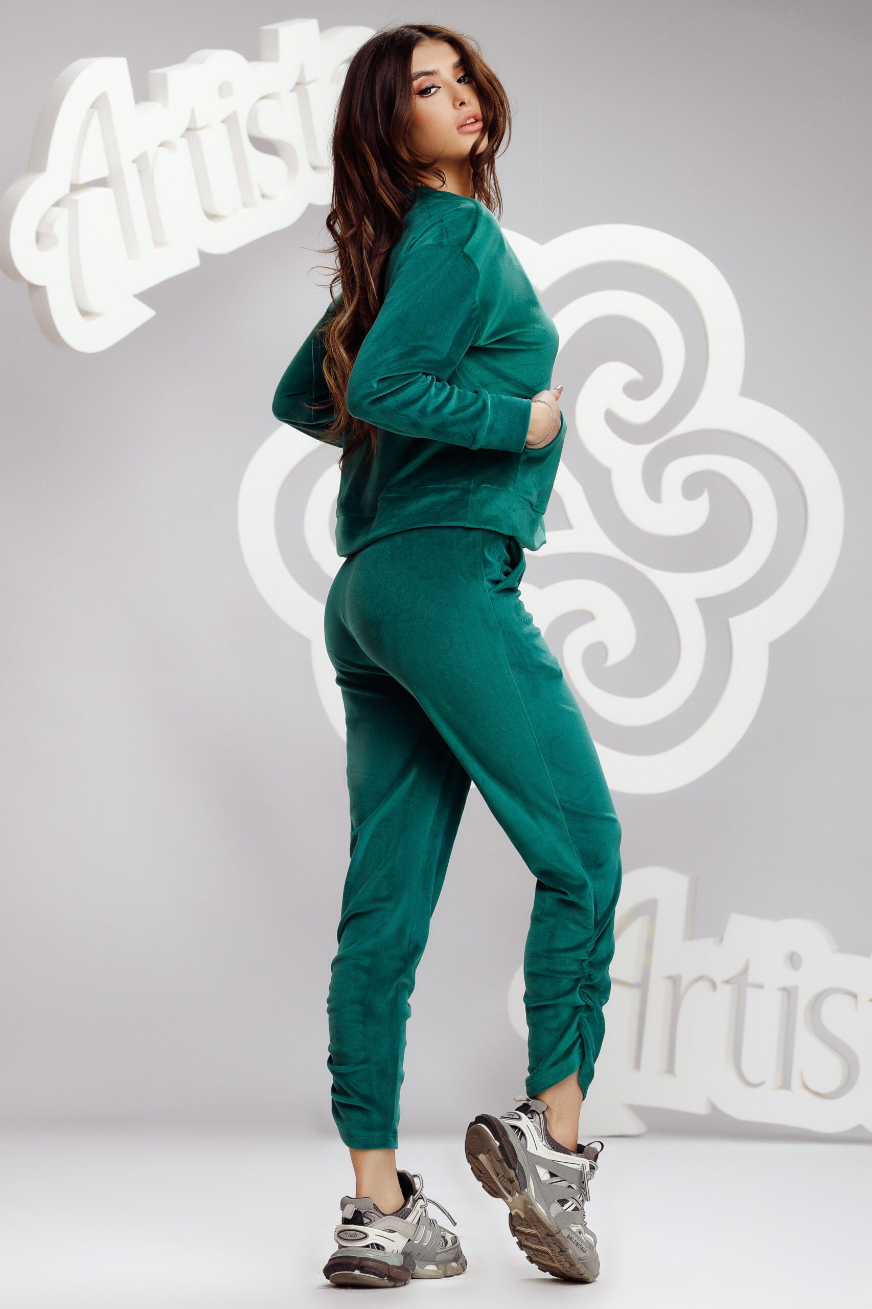 Imperial Green Sport 2 Pieces Velvet Set Leg Wrinkled