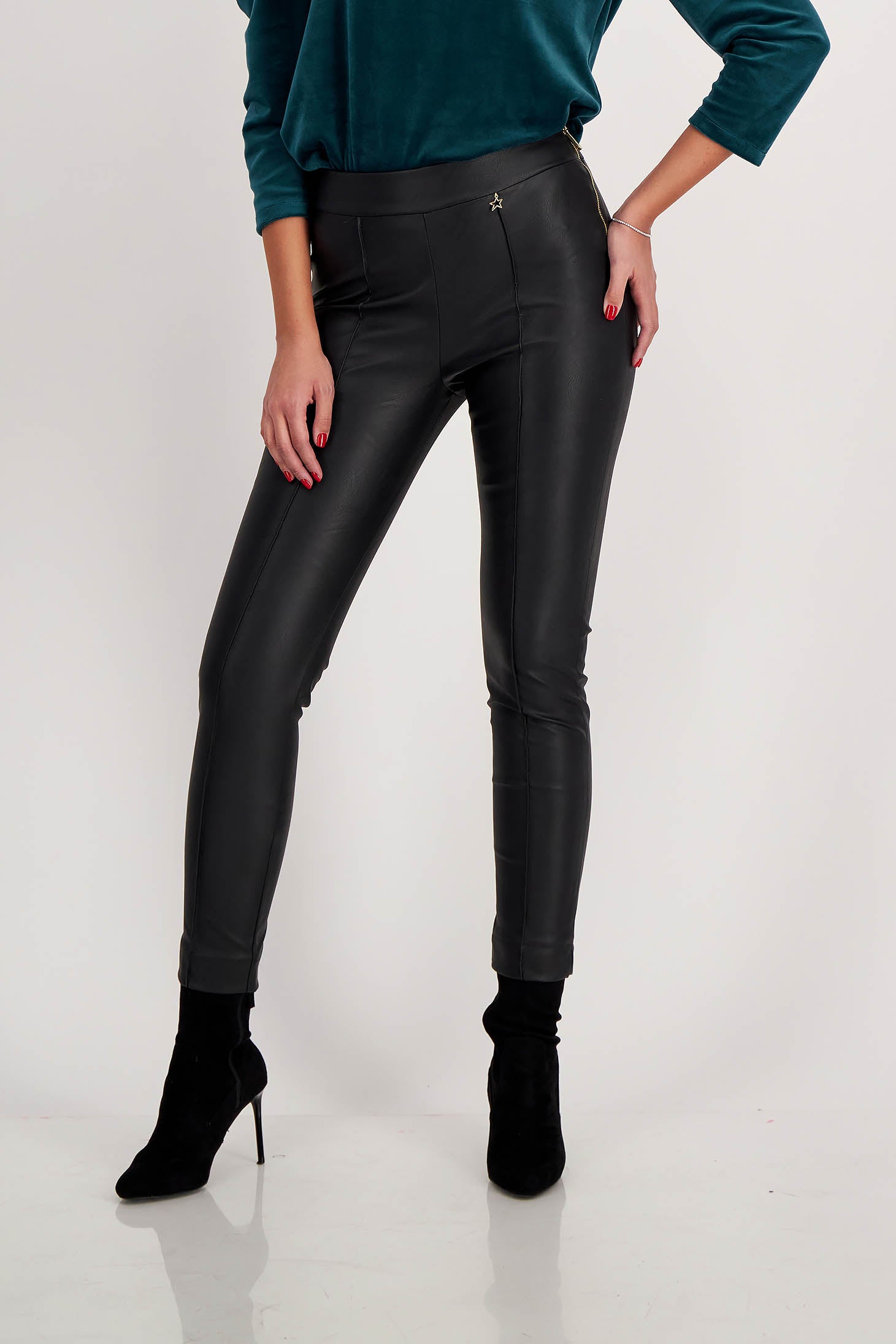 Casual Black Trousers From Ecological Leather With Tented Cut High Waisted