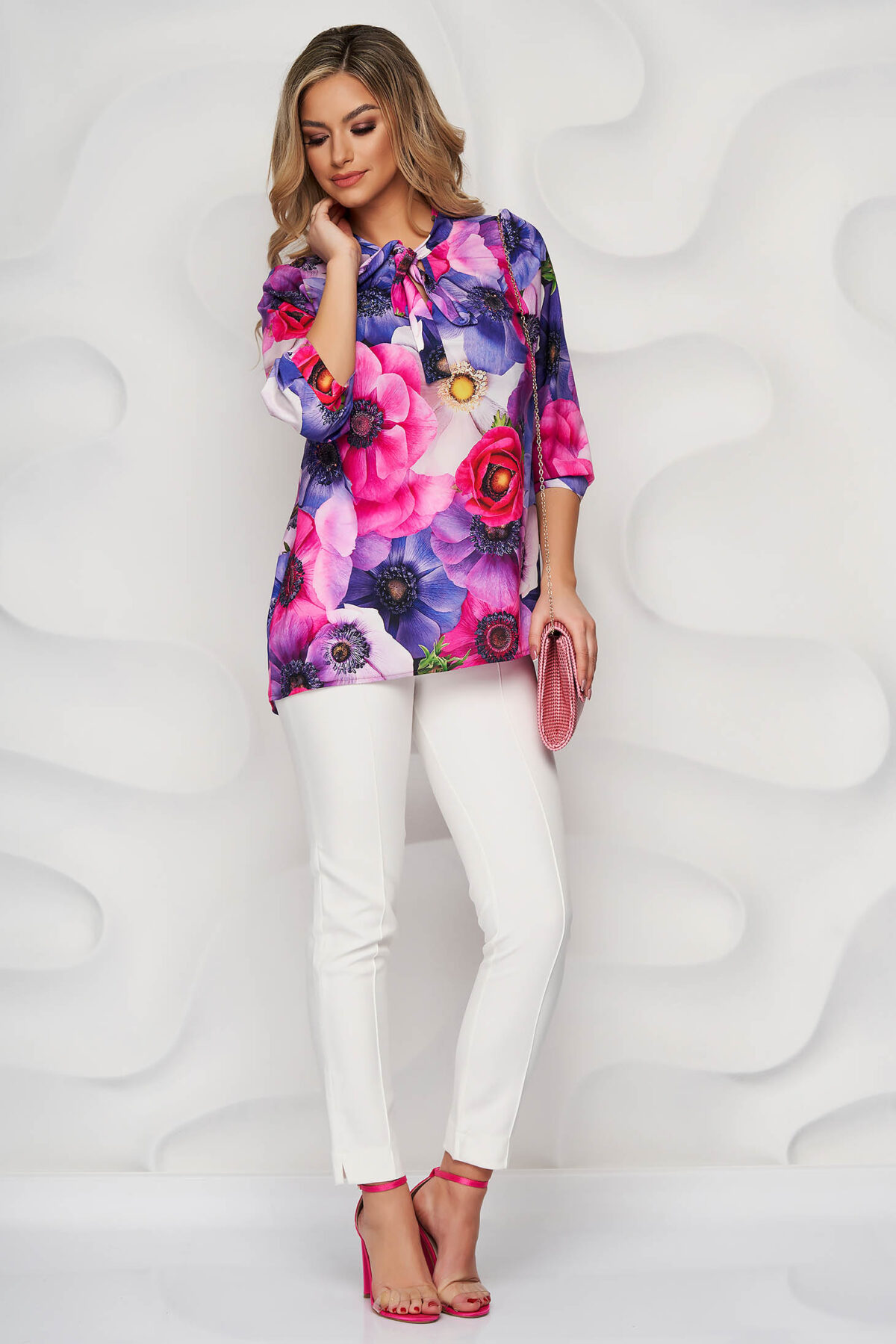 Women`s Blouse With Floral Print Loose Fit Airy Fabric