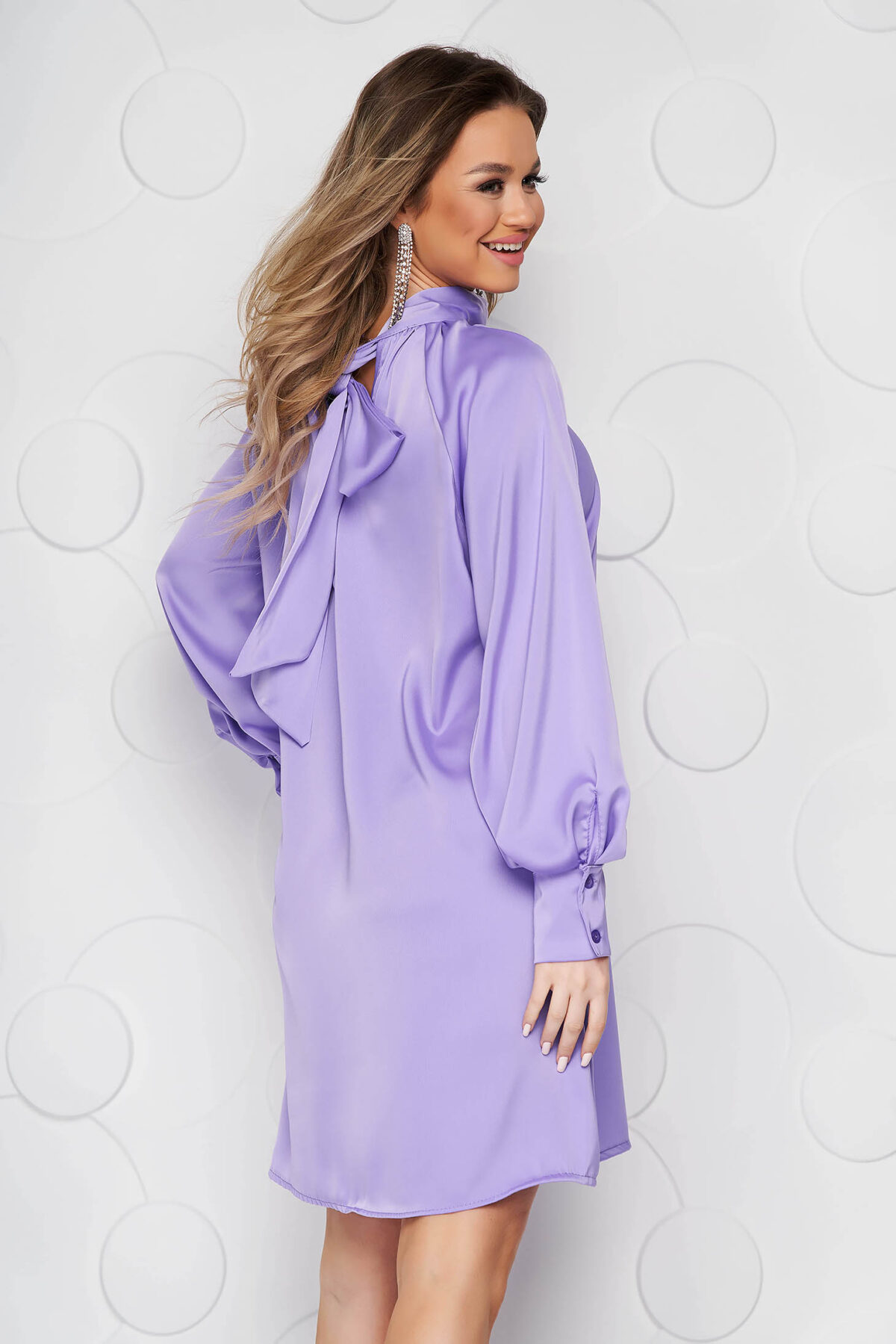 Lila Dress From Satin With Puffed Sleeves Loose Fit Bow Accessory