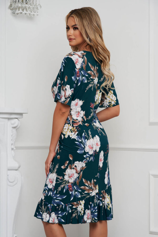 Dress Straight From Elastic Fabric With Ruffle Details With Floral Print