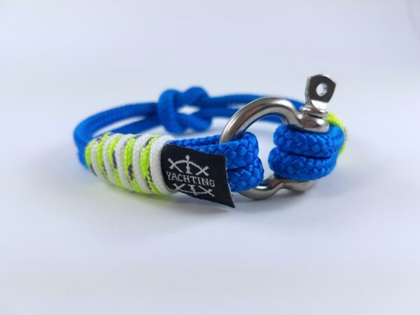 Middle Knot Nautical Bracelet