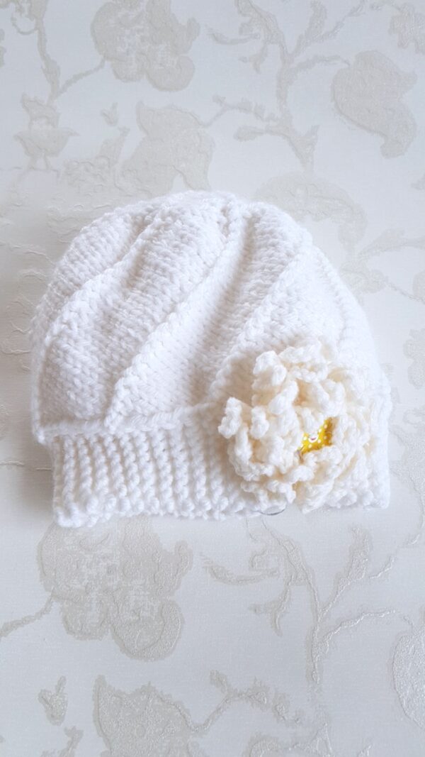 Hand Knitted Small White Flower Hat