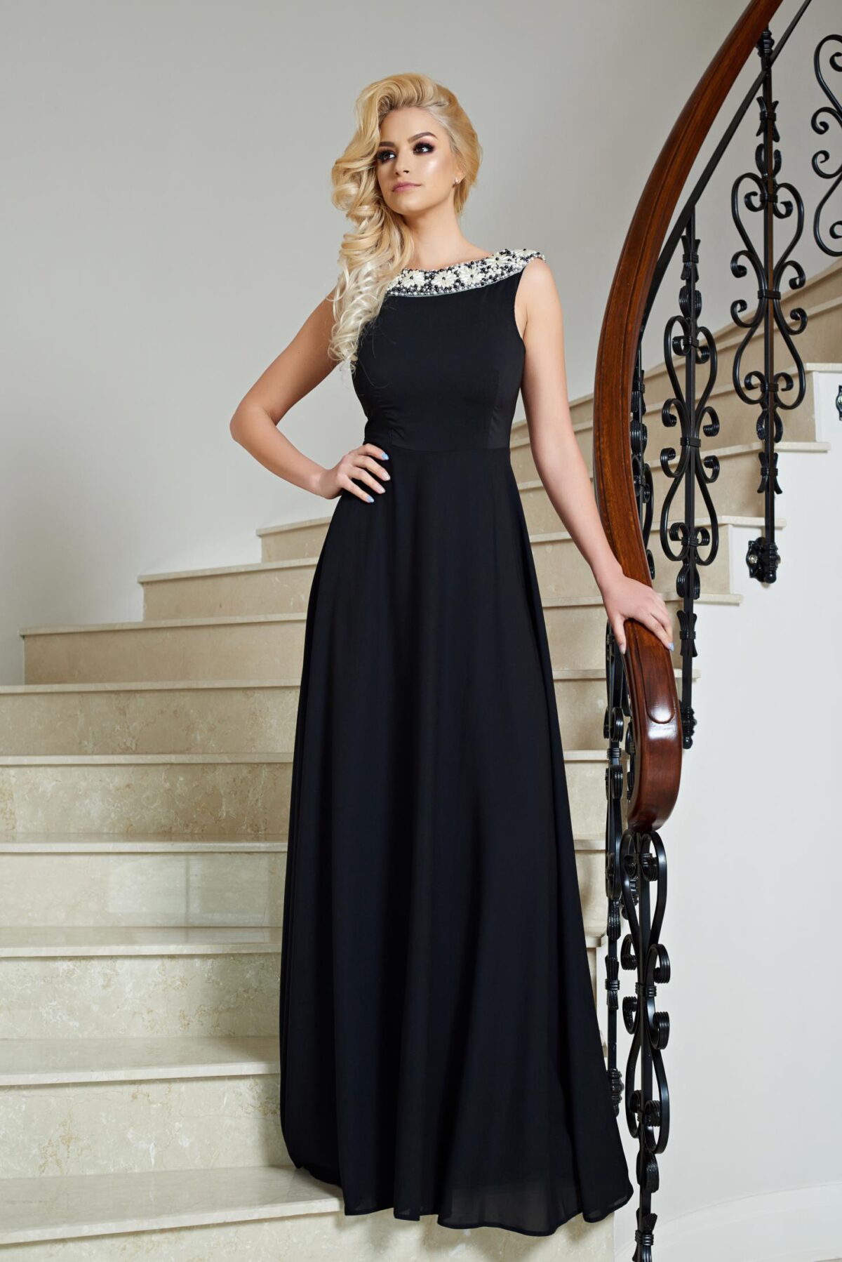 Noble Look Black Dress
