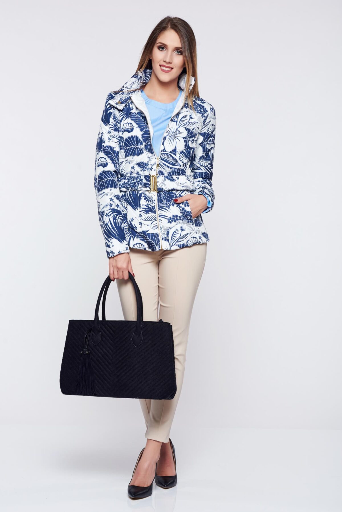Blue Casual Jacket With Floral Prints Accessorized With Tied Waistband