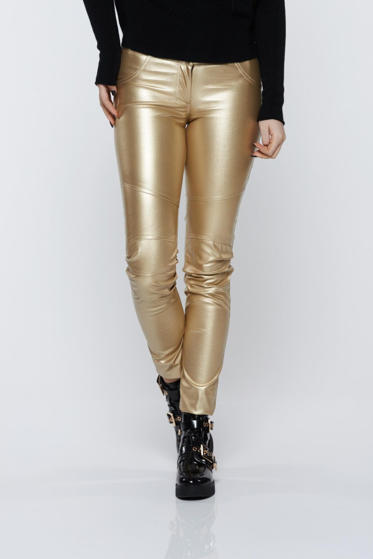 Gold Trousers Casual With Metallic Aspect With Medium Waist