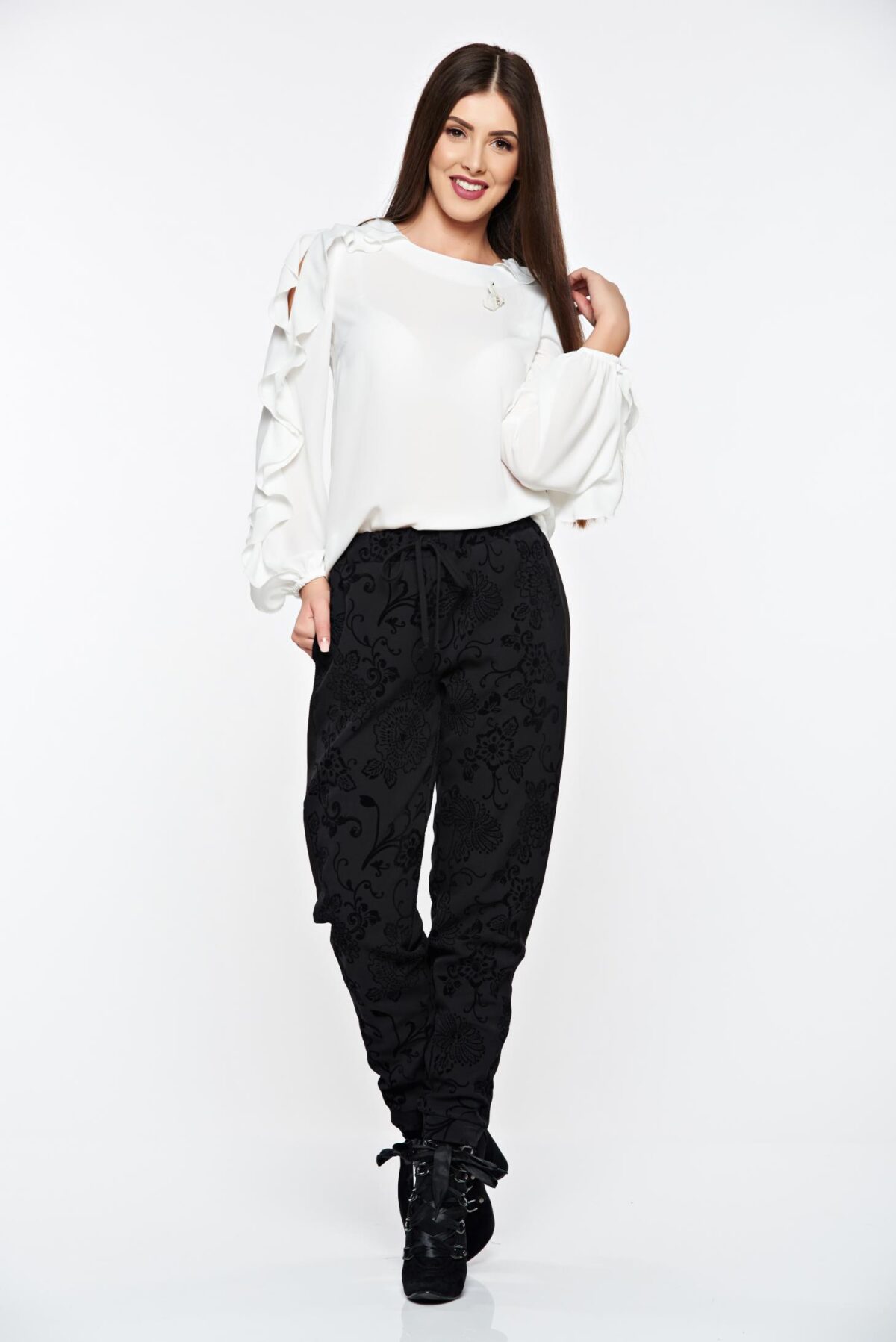 Black Trousers Conical With Pockets And Elastic Waist